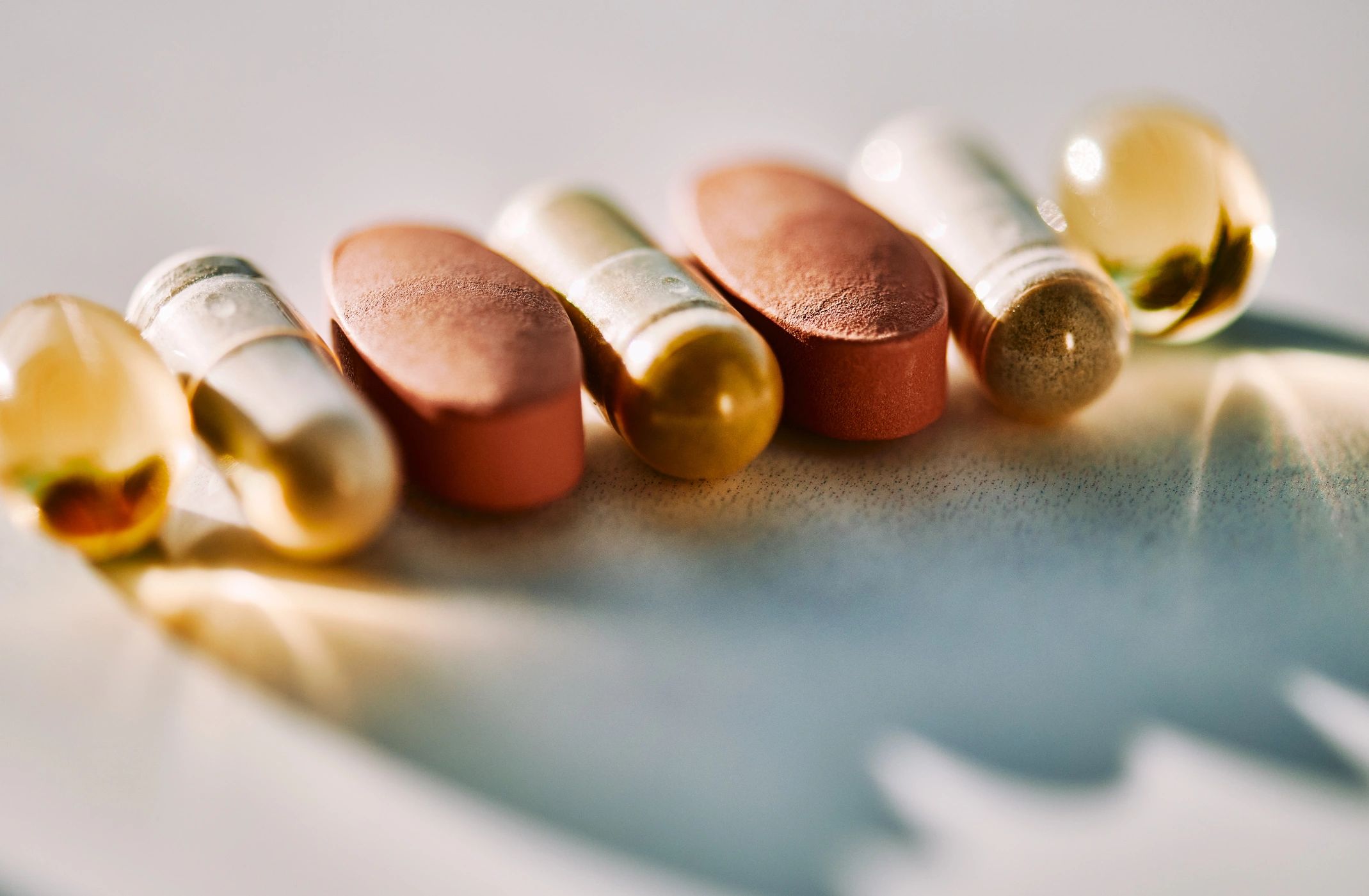 natural supplements probiotics prebiotics gut health modern